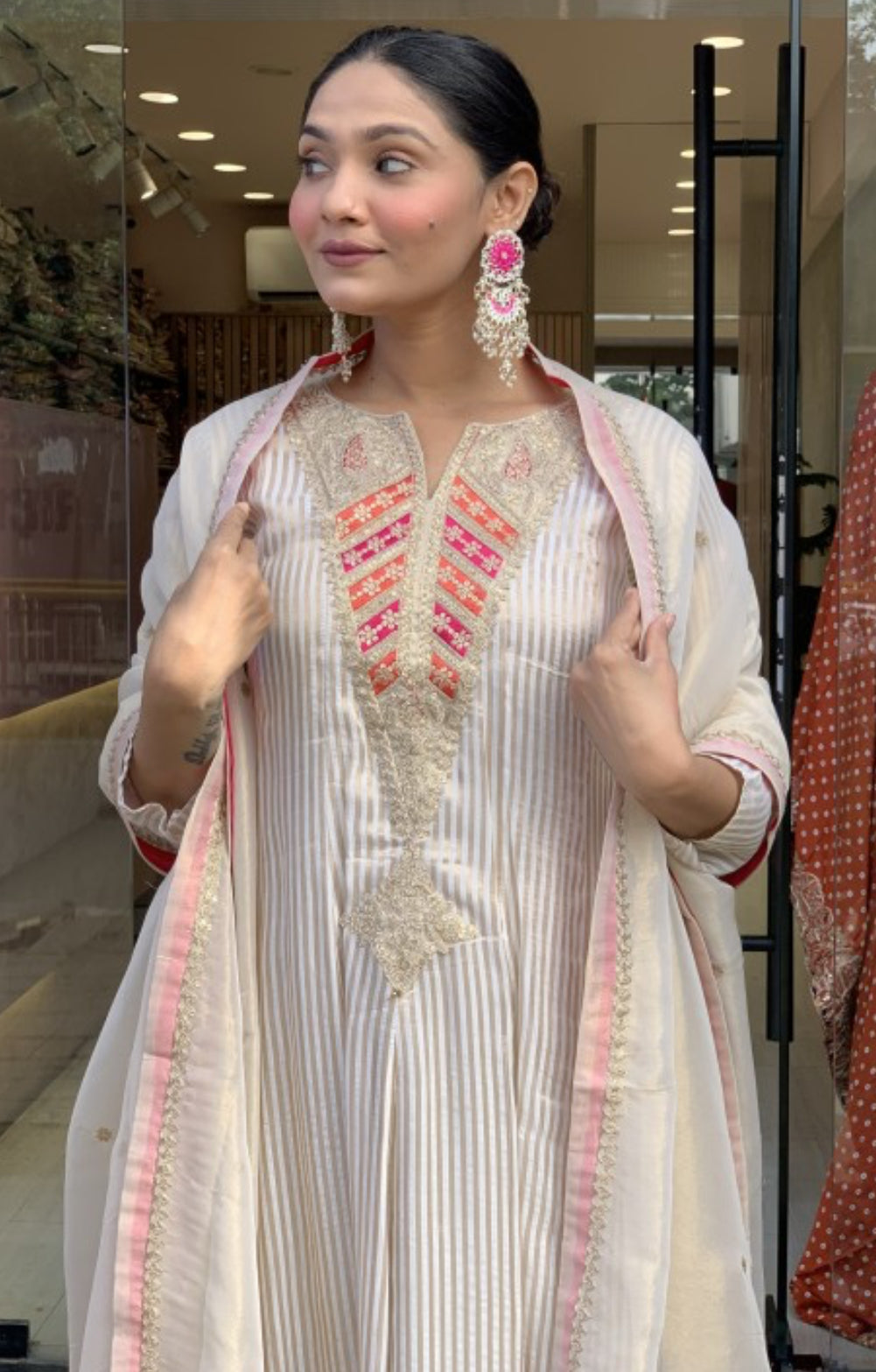 Shimmer Tissue lurex Graceful Elegance Suit