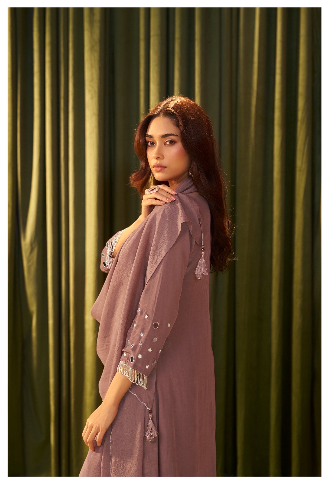 Crepe nude color suit.