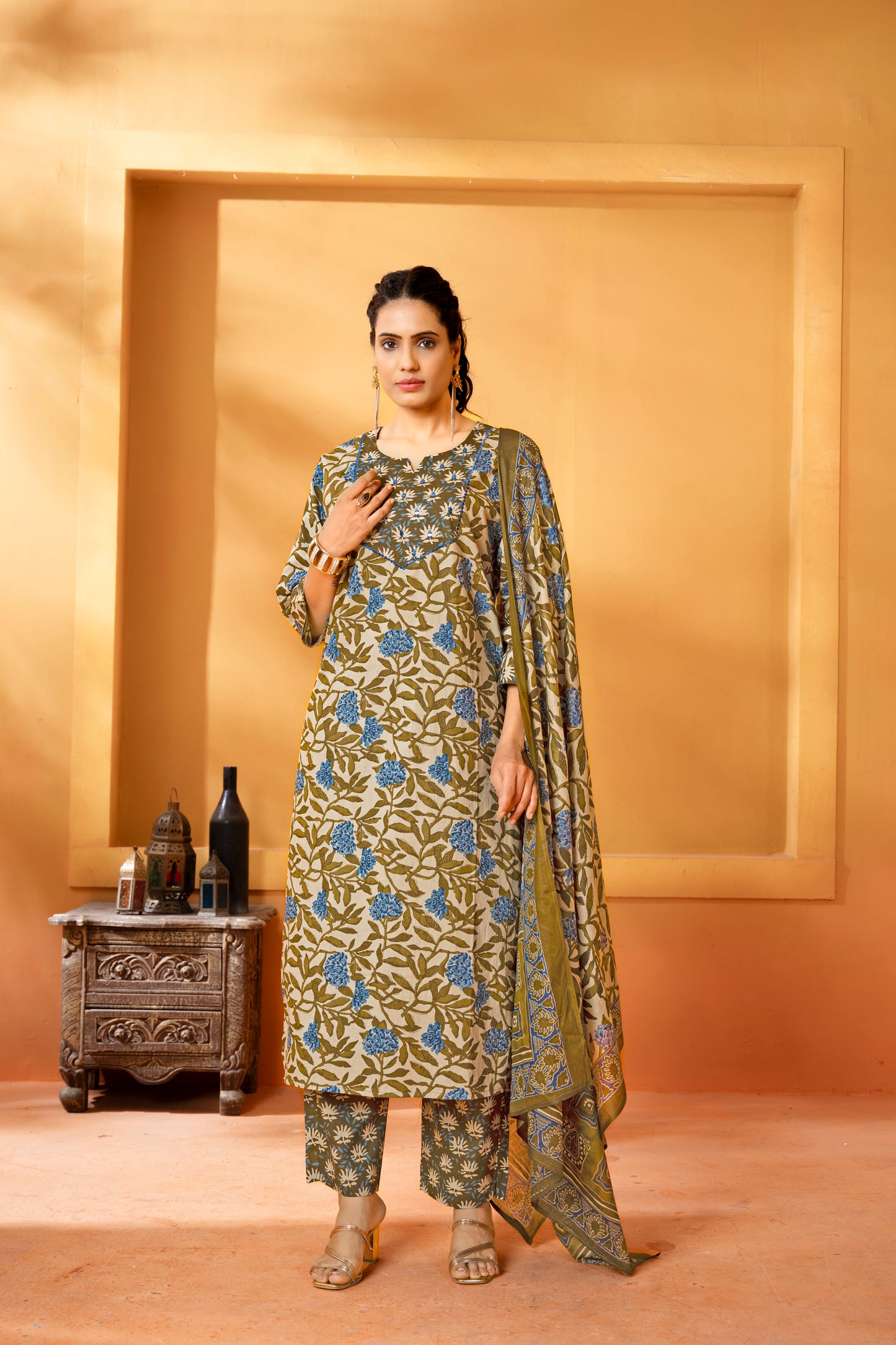 Mix-and-Match Chudidar with Embroidery and Foil